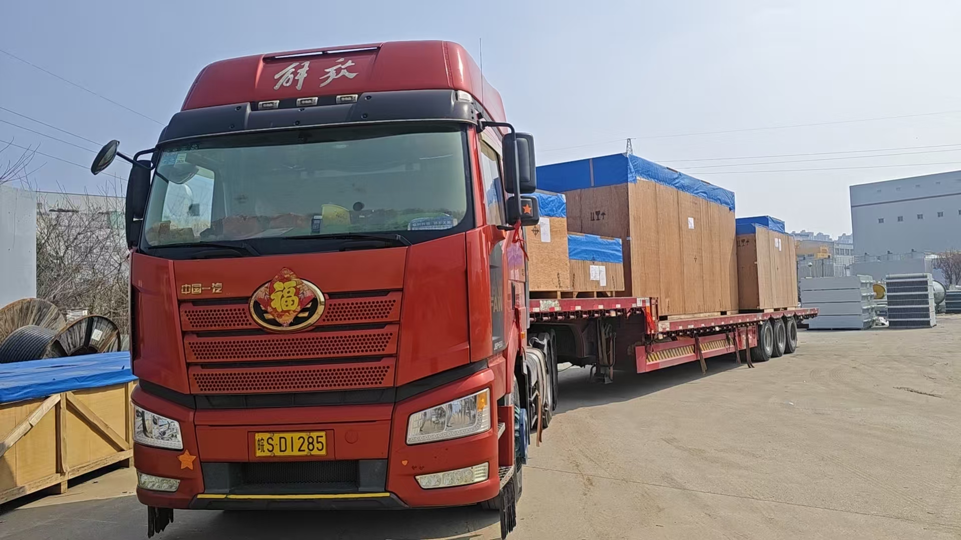 高效完成超大型设备跨区运输任务 专业保障获客户高度赞誉