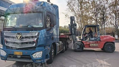 货友汇专业护航，长沙至西安成型模设备安全抵达！